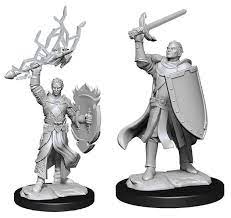 Wizkids Small: Half-Elf Paladin 90230